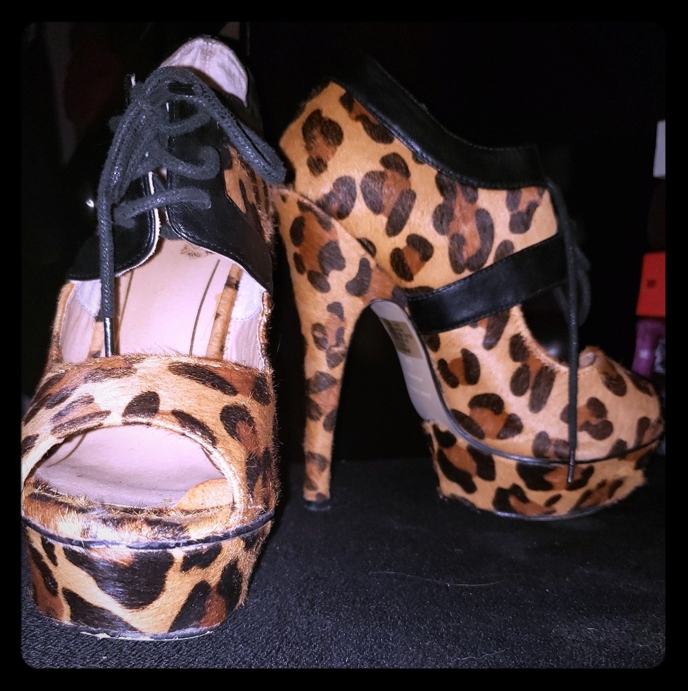 Heels - image 1